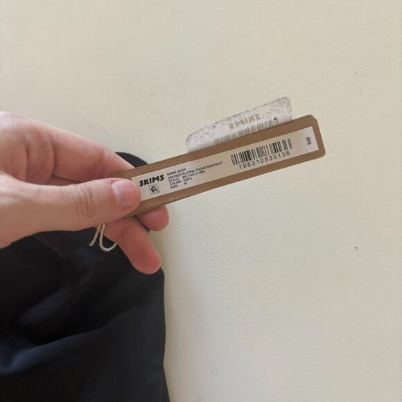 Nwt Skims Body Collection Bodysuit C 6 F 1 - Picture 3 of 4